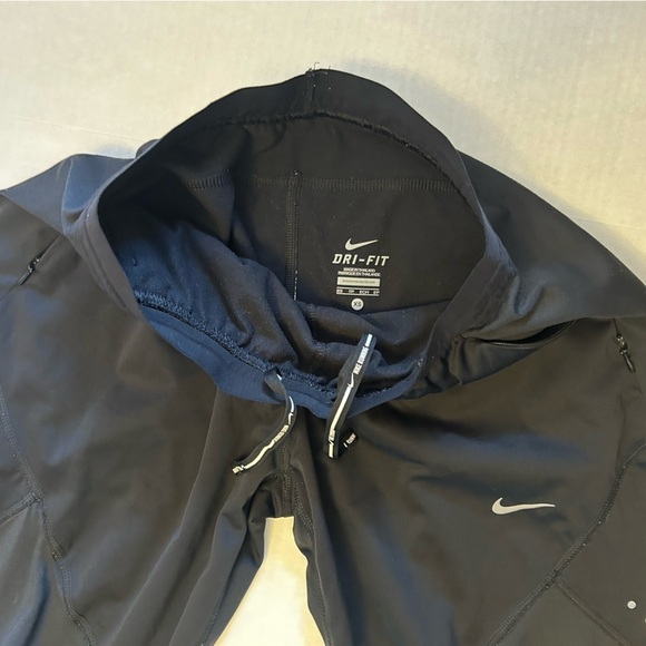 Nike women’s DriFit shield running jogger pants w/zip pockets & ankles Sz-XS X4 - Picture 5 of 12